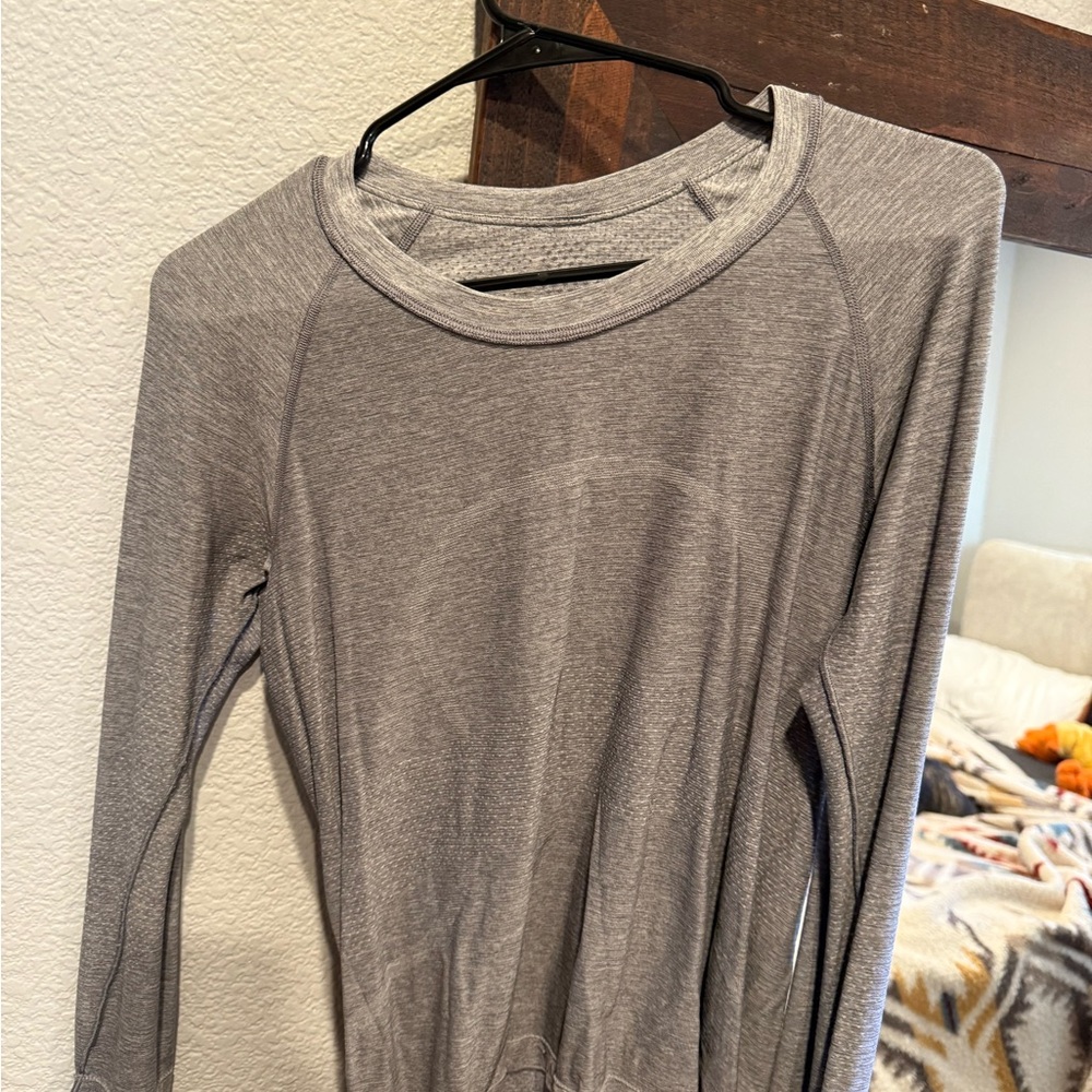 Lululemon swiftly long sleeve